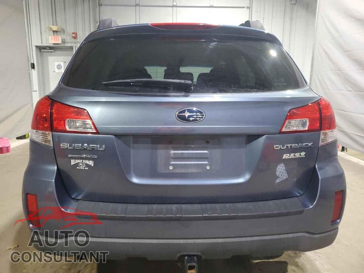SUBARU OUTBACK 2013 - 4S4BRBCC3D3318971
