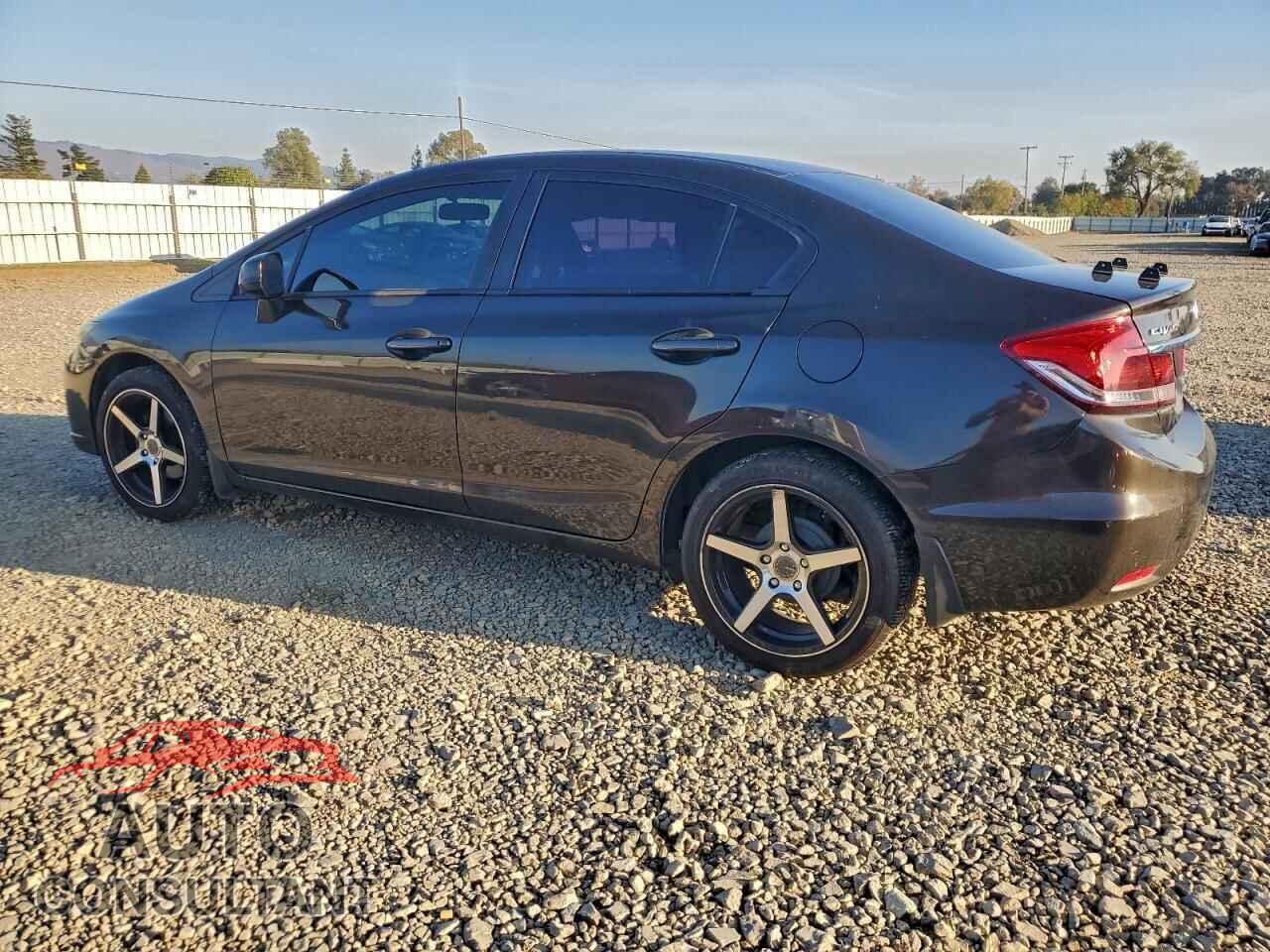 HONDA CIVIC 2013 - 19XFB2F58DE208479