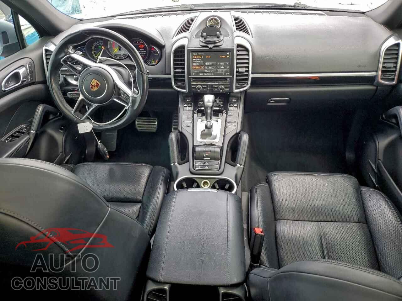 PORSCHE CAYENNE 2016 - WP1AE2A21GLA17561