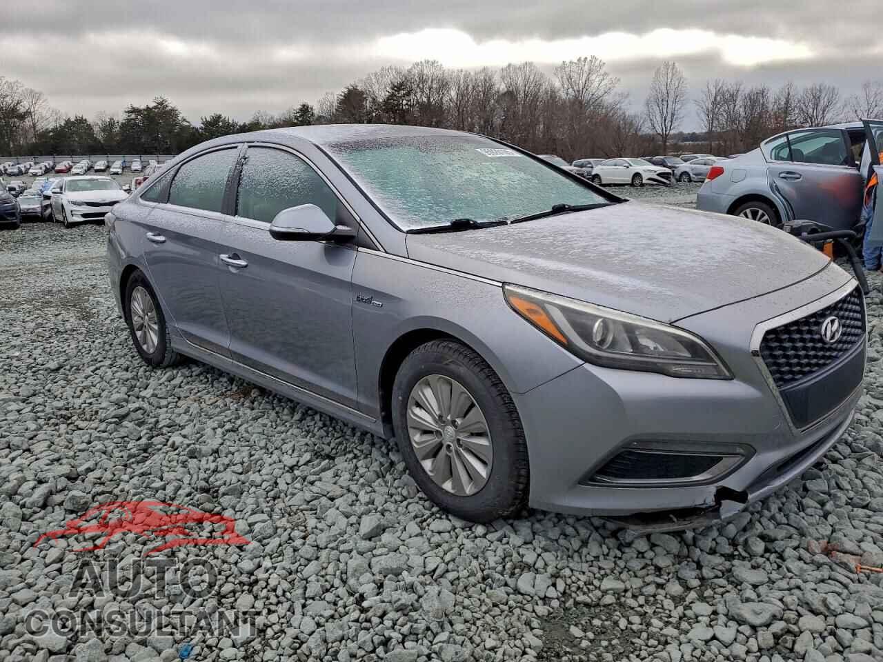 HYUNDAI SONATA 2017 - KMHE24L16HA043478