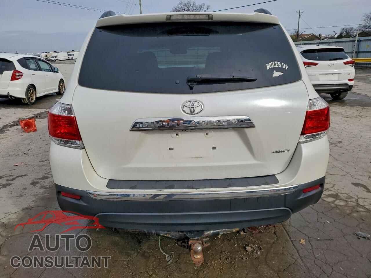 TOYOTA HIGHLANDER 2012 - 5TDBK3EH5CS155504