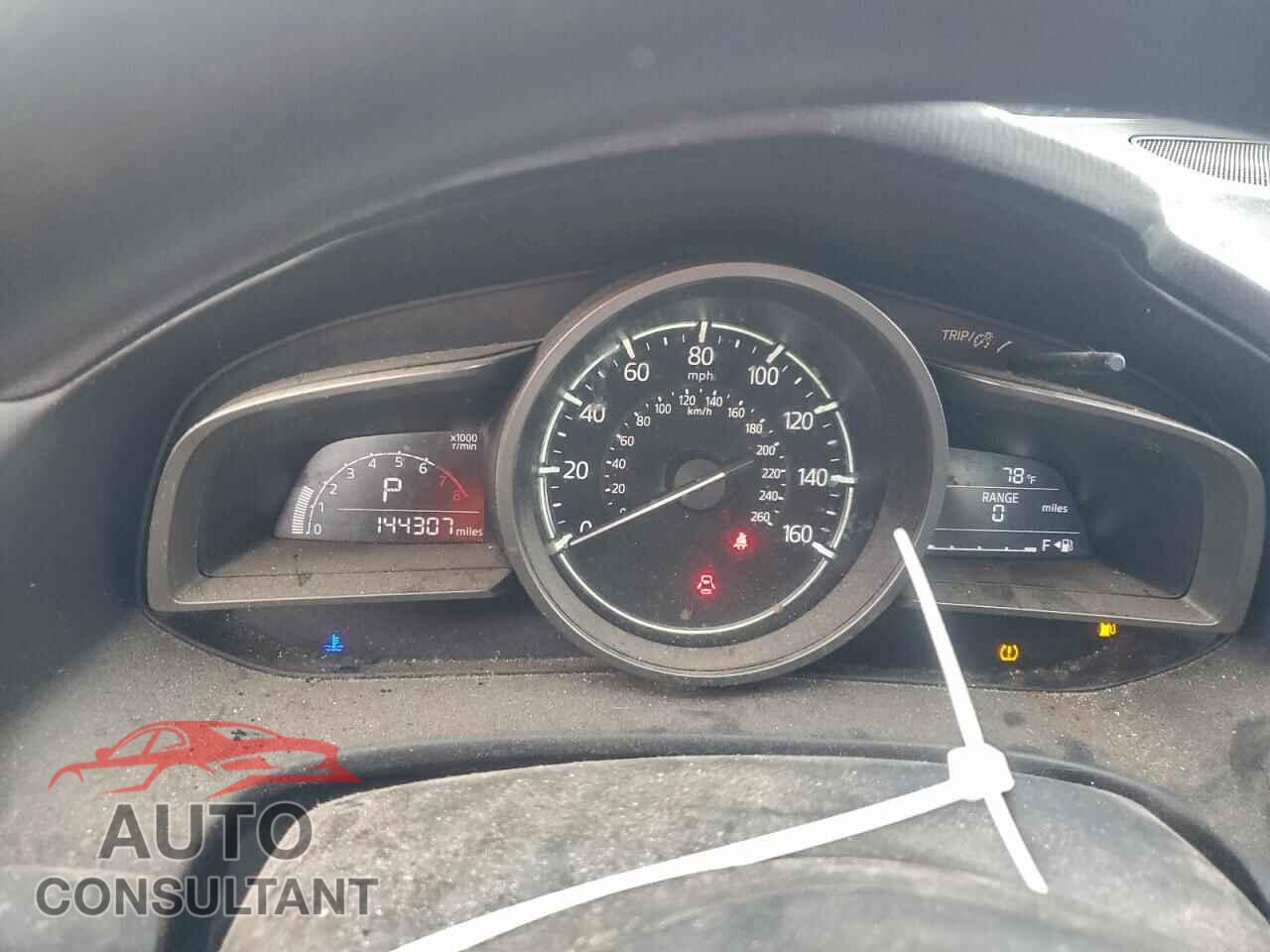 MAZDA 3 2017 - 3MZBN1U73HM100901