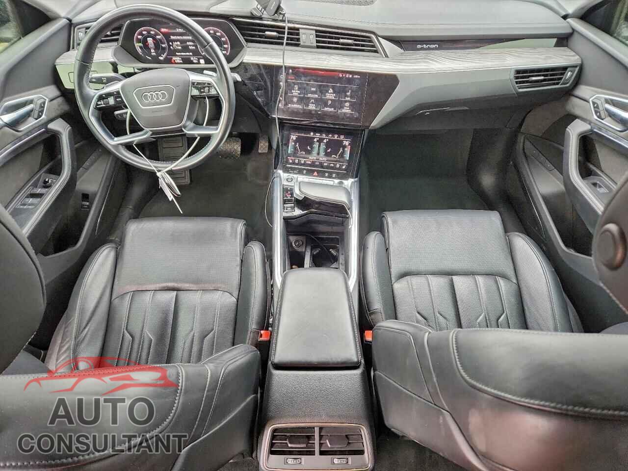 AUDI E-TRON 2021 - WA13AAGE6MB038399