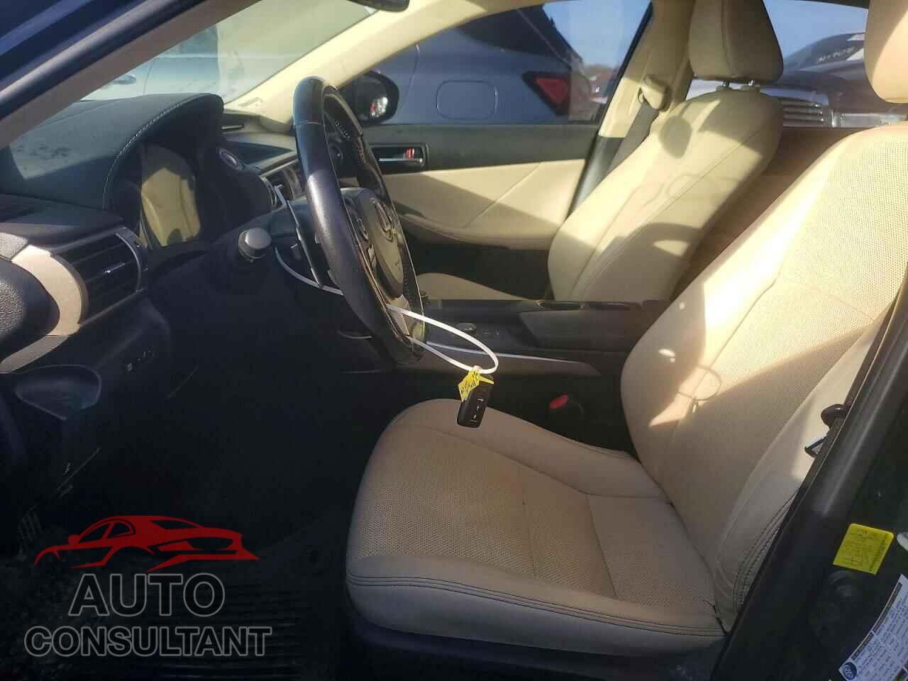 LEXUS IS 2016 - JTHCM1D27G5002178