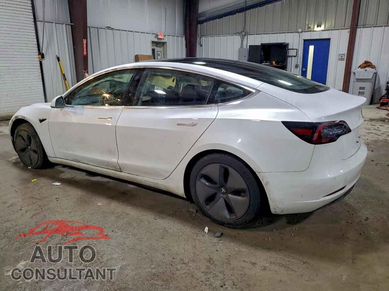 TESLA MODEL 3 2018 - 5YJ3E1EB0JF073886
