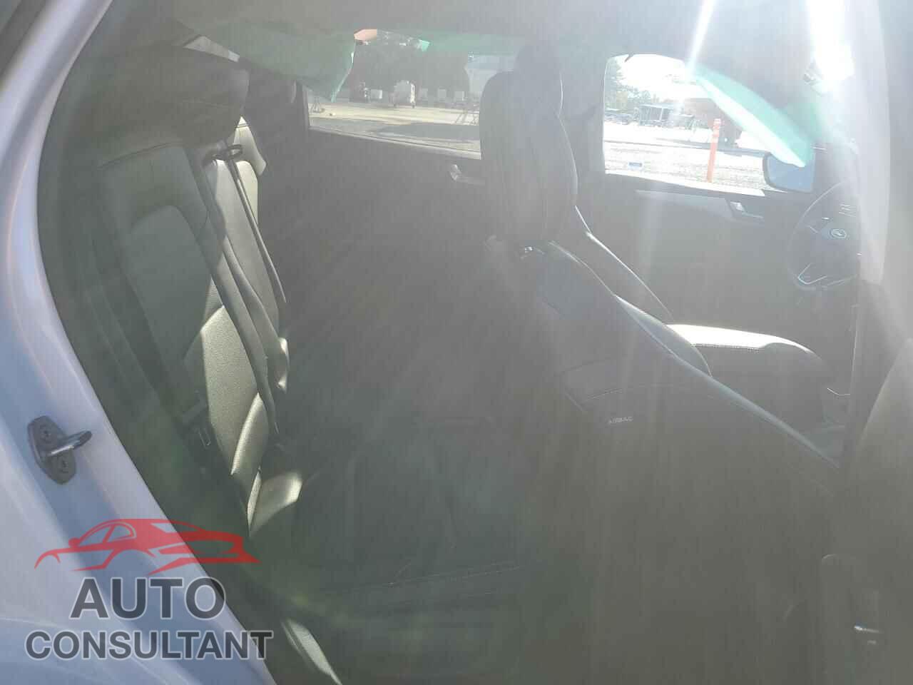 FORD ESCAPE 2020 - 1FMCU0H63LUA00691