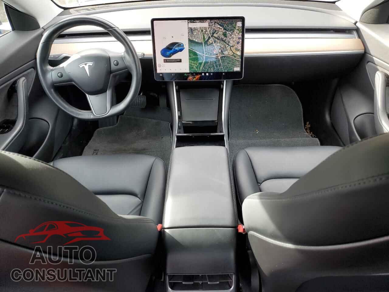 TESLA MODEL 3 2018 - 5YJ3E1EB2JF120352