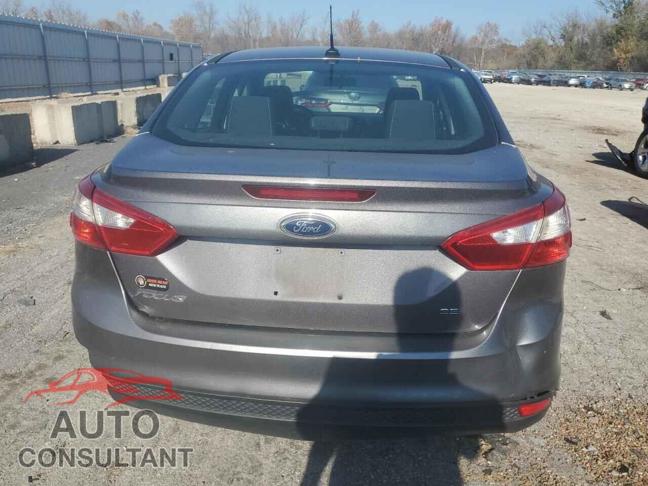 FORD FOCUS 2012 - 1FAHP3F25CL242011