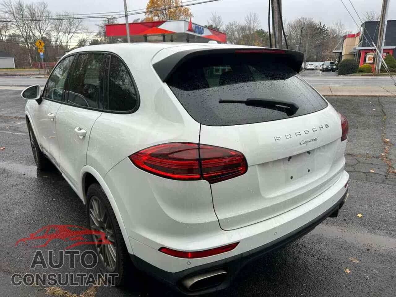 PORSCHE CAYENNE 2017 - WP1AA2A20HKA82954