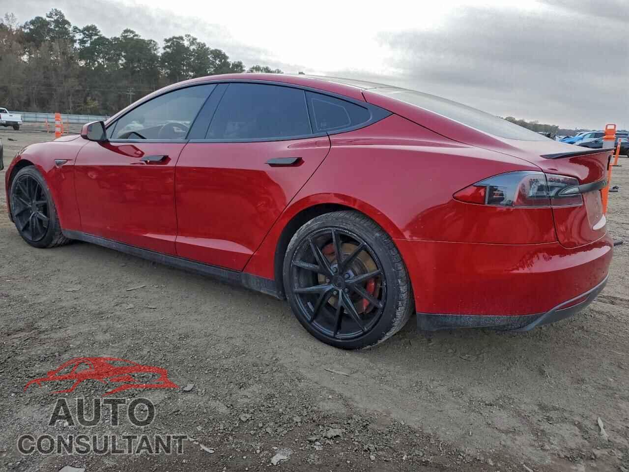 TESLA MODEL S 2013 - 5YJSA1CP6DFP18311