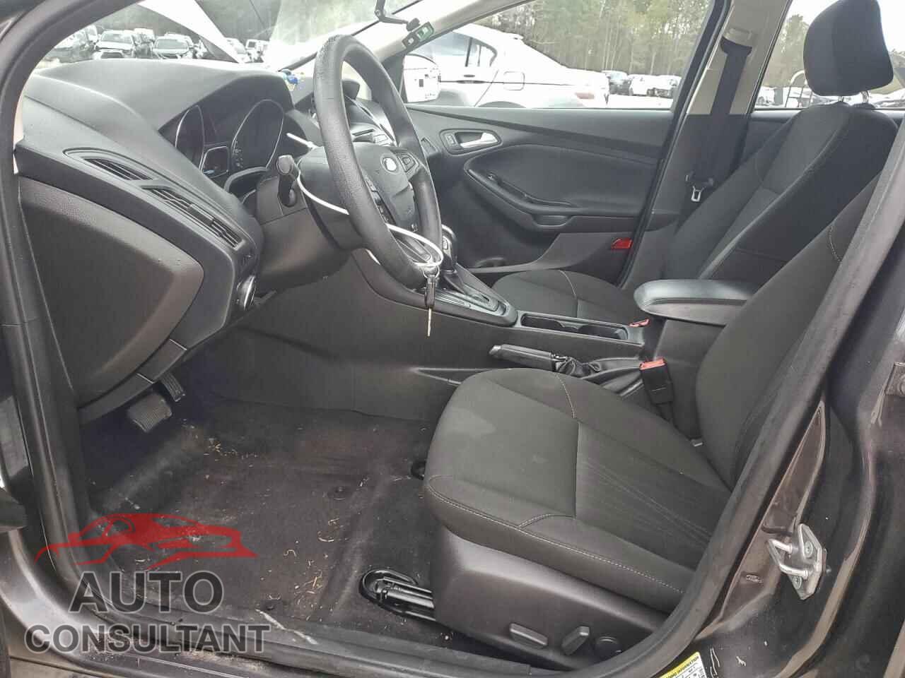 FORD FOCUS 2016 - 1FADP3K26GL207181