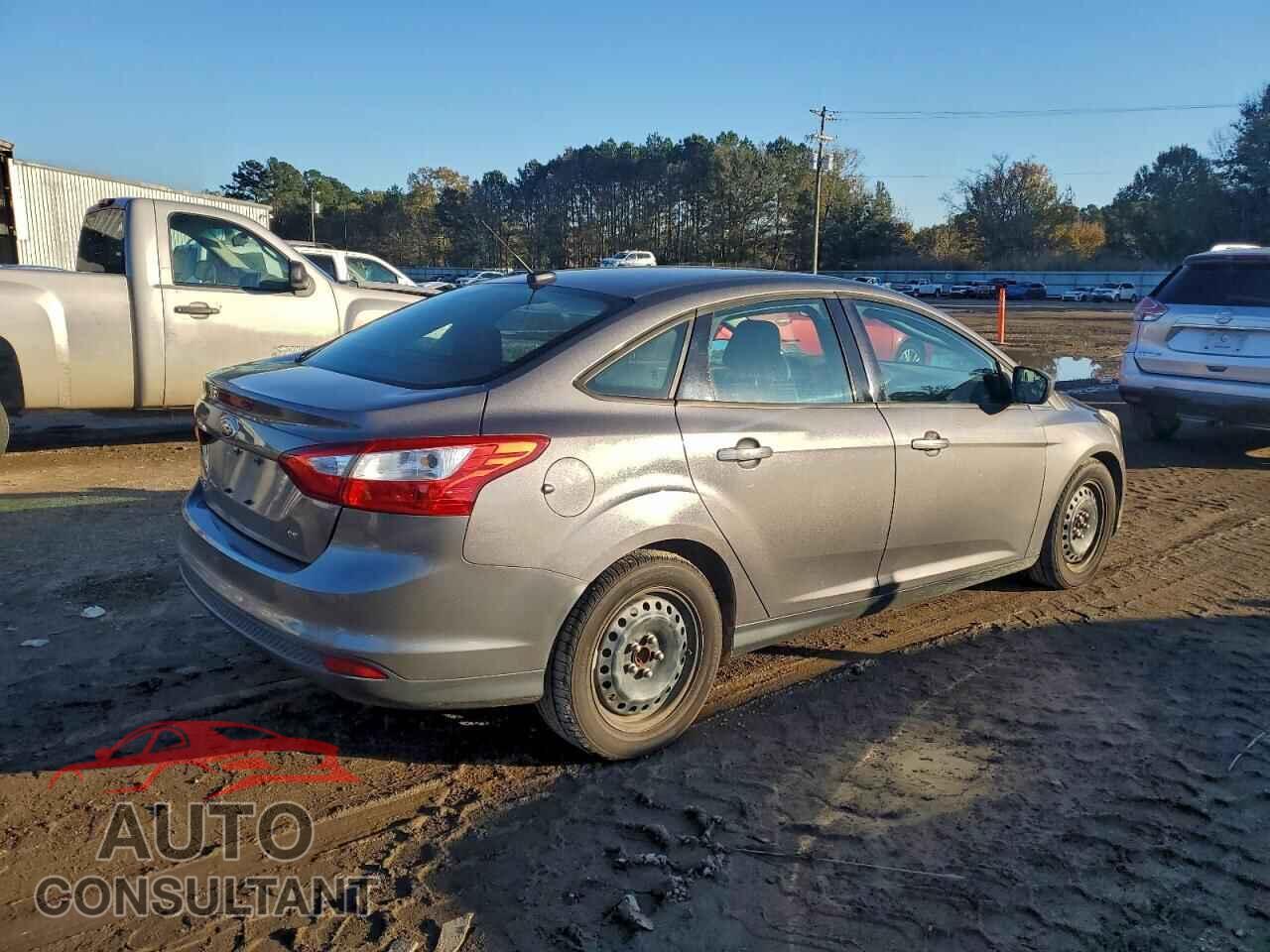 FORD FOCUS 2012 - 1FAHP3F24CL276831