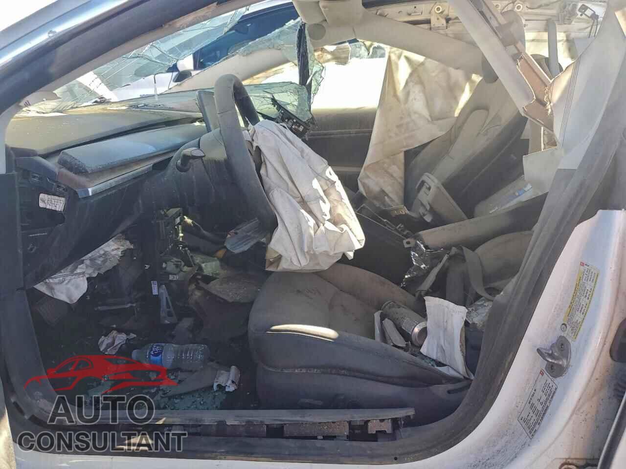 TESLA MODEL 3 2018 - 5YJ3E1EB0JF092342