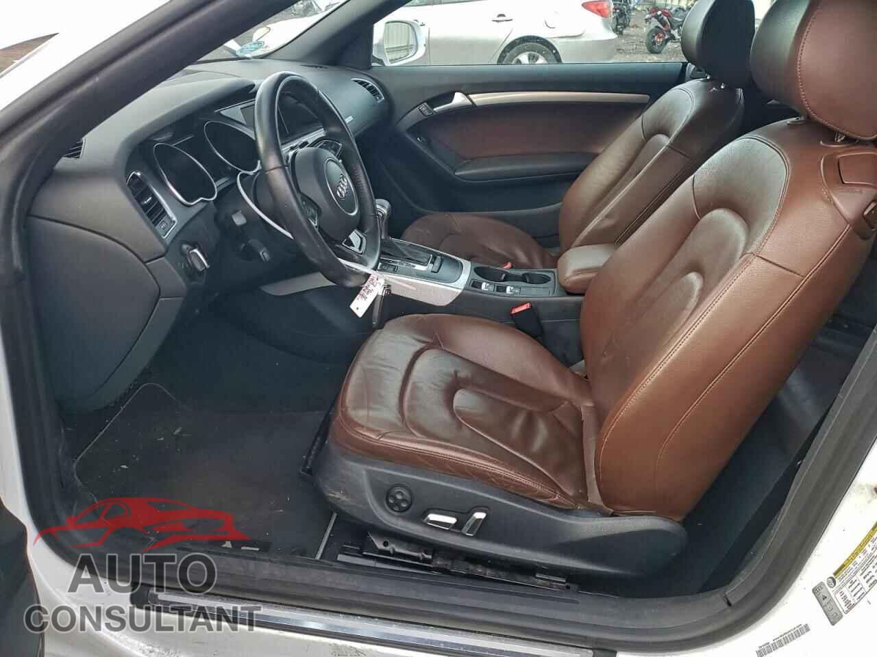 AUDI A5 2013 - WAUCFAFH1DN009584