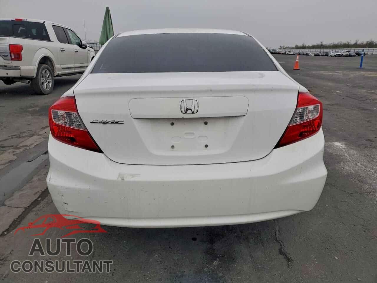 HONDA CIVIC 2012 - 19XFB2F82CE368012