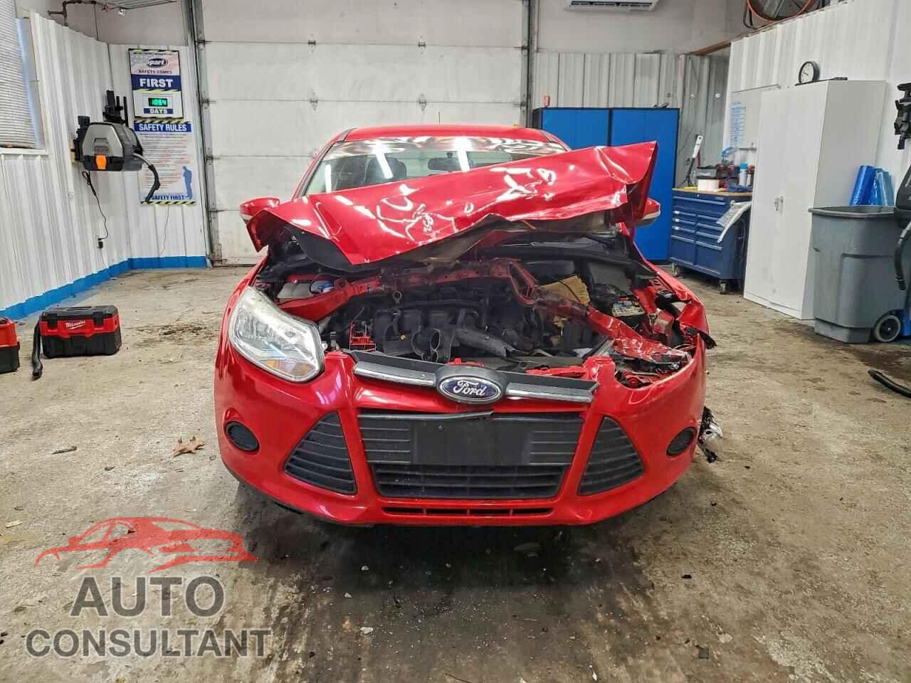 FORD FOCUS 2013 - 1FADP3F22DL206471