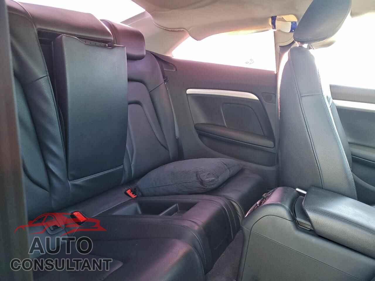 AUDI A5 2012 - WAULFAFRXCA002941