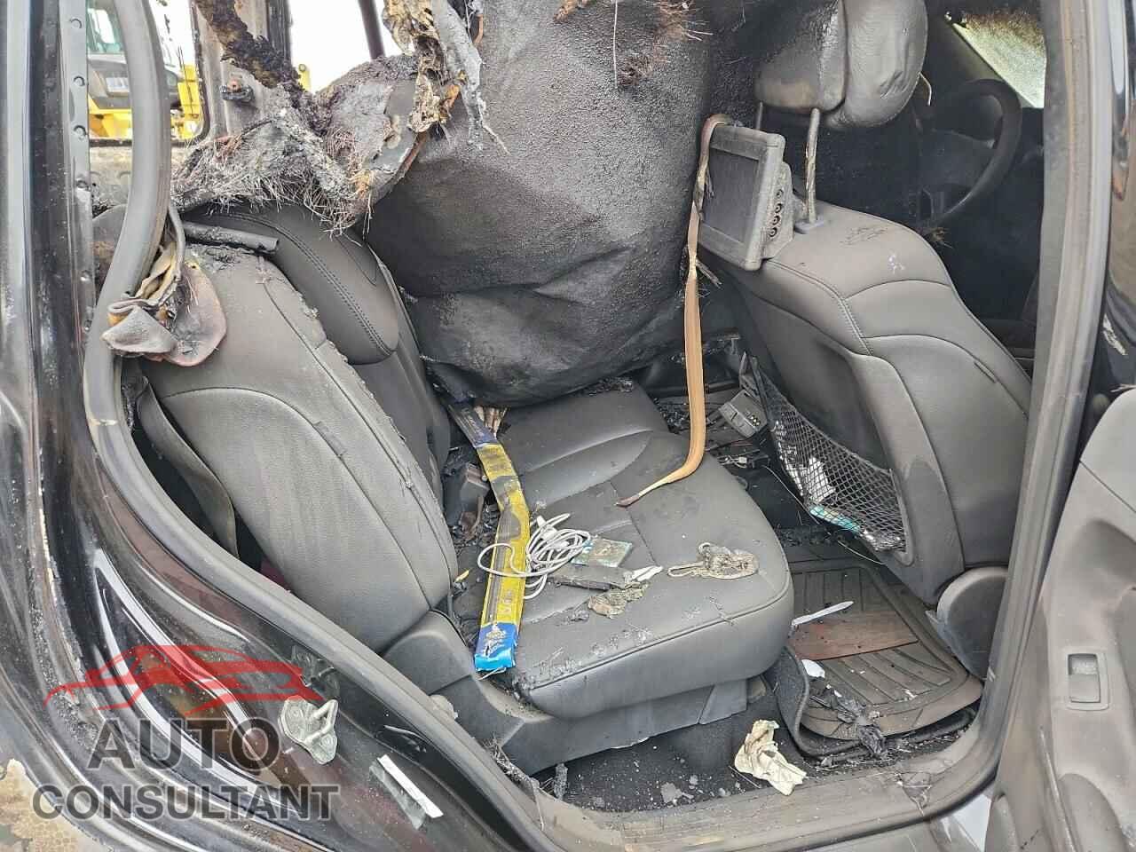 MERCEDES-BENZ GL-CLASS 2012 - 4JGBF7BE3CA766100
