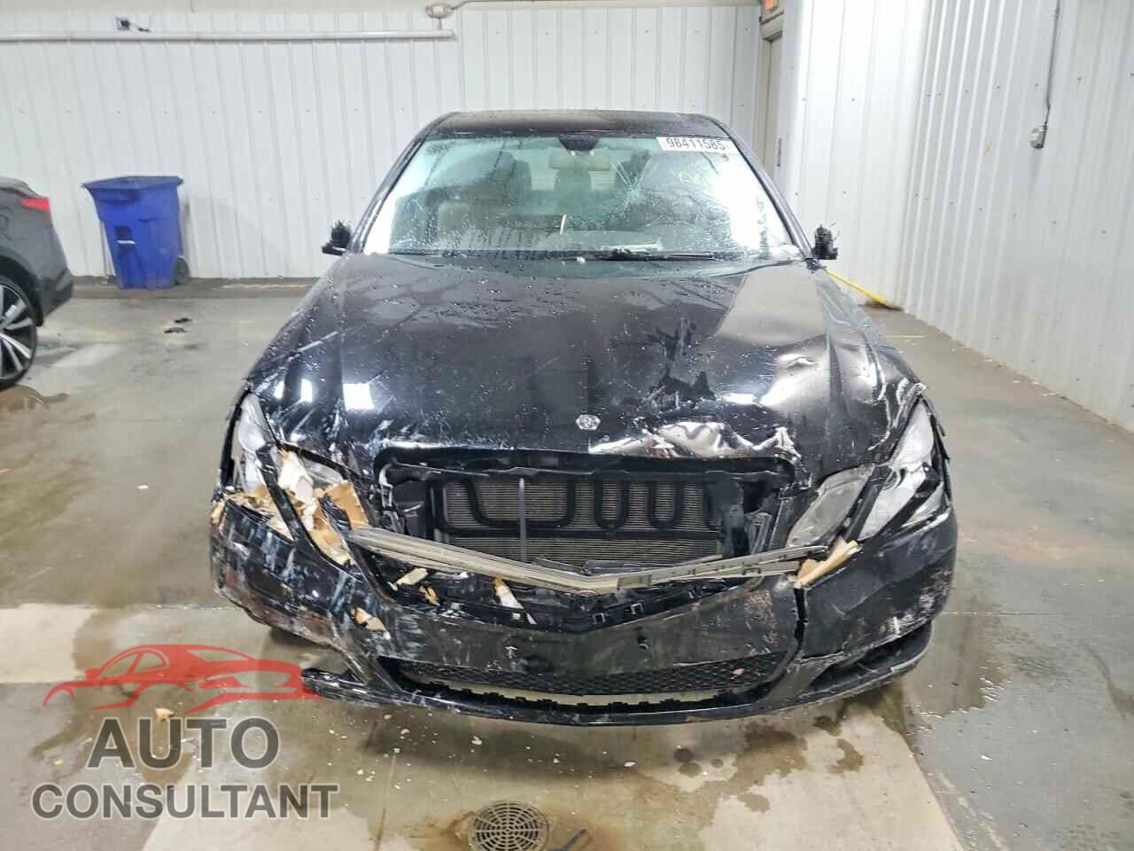 MERCEDES-BENZ E-CLASS 2010 - WDDHF8HB5AA227935