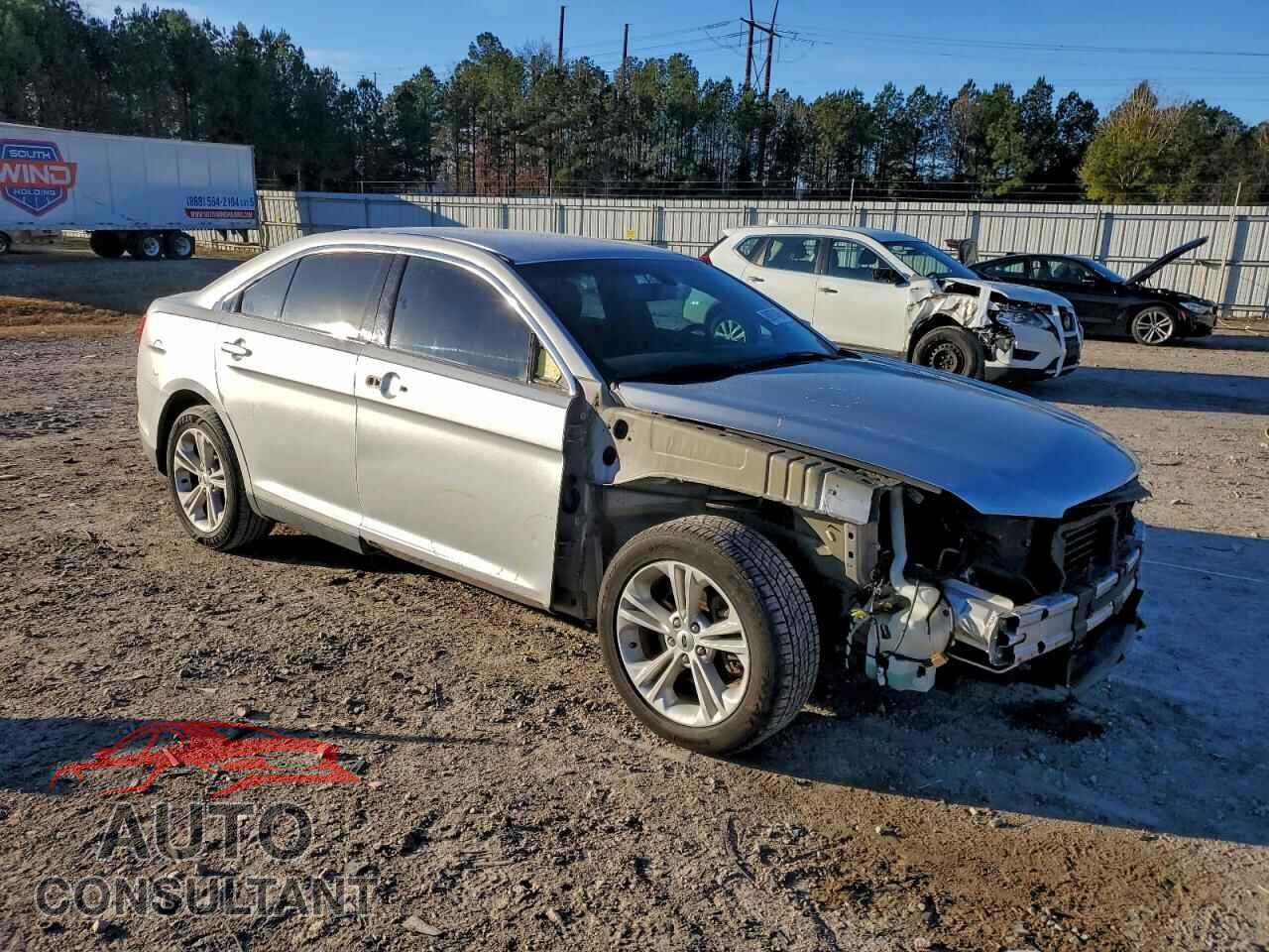 FORD TAURUS 2017 - 1FAHP2E80HG135366