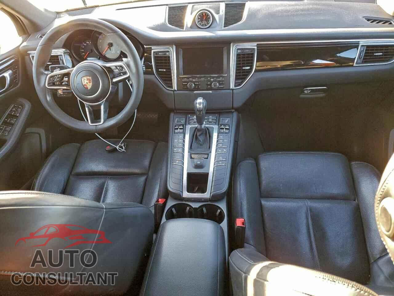 PORSCHE MACAN 2015 - WP1AB2A55FLB42046