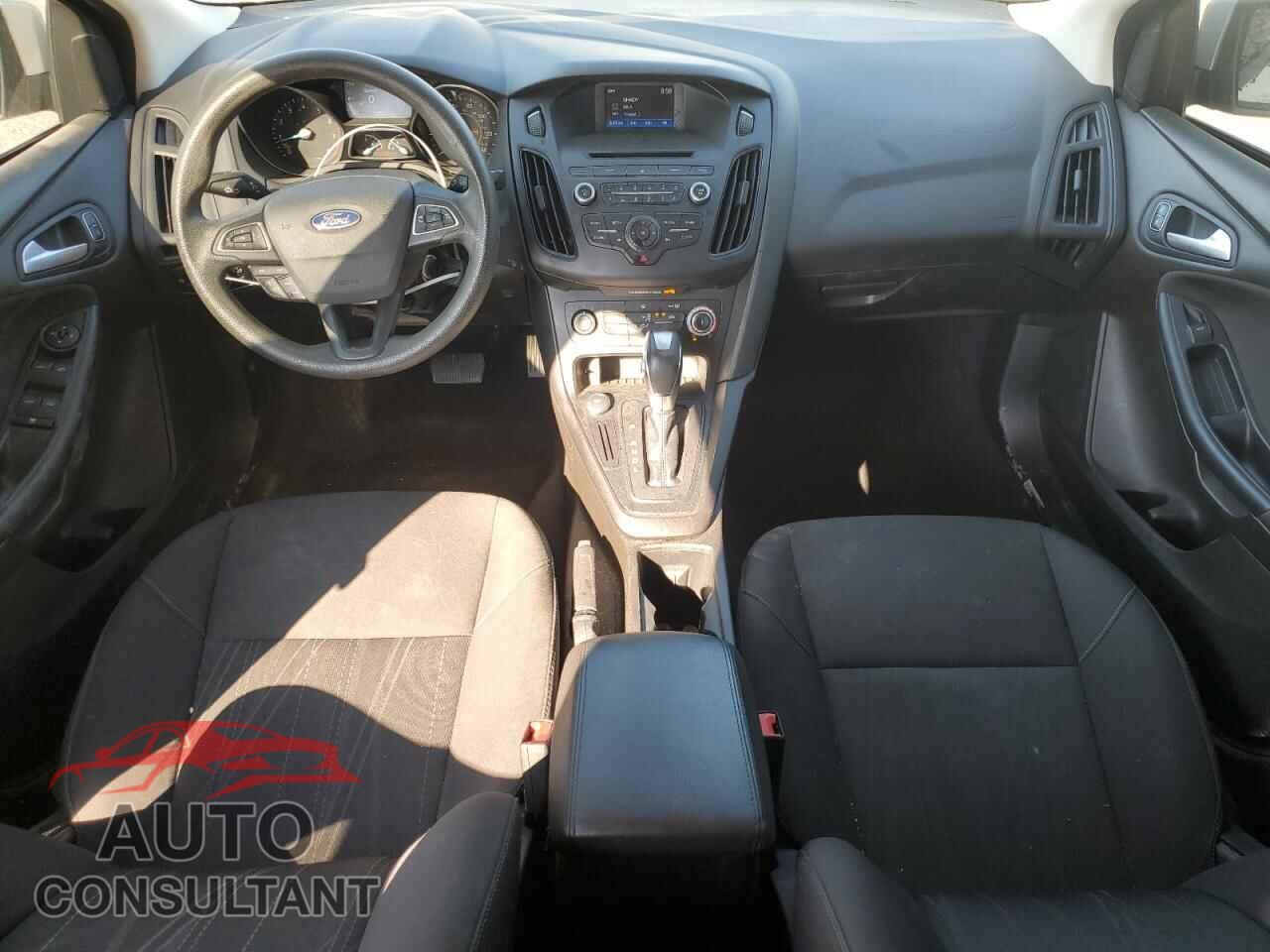 FORD FOCUS 2016 - 1FADP3F26GL303113