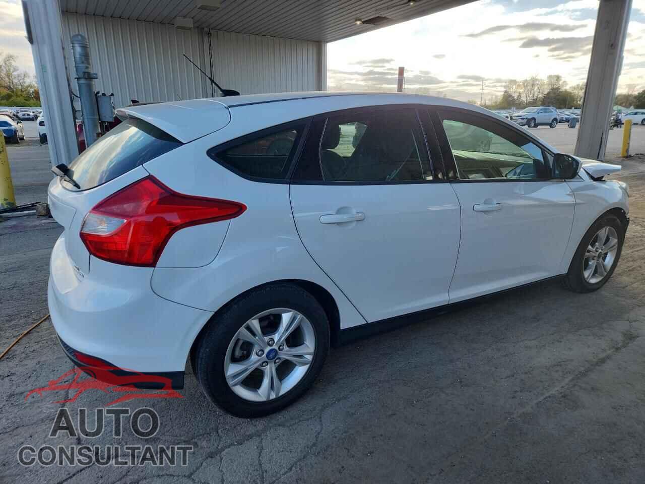 FORD FOCUS 2012 - 1FAHP3K21CL462512