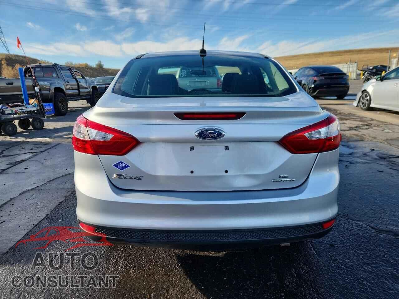 FORD FOCUS 2013 - 1FADP3F24DL362625