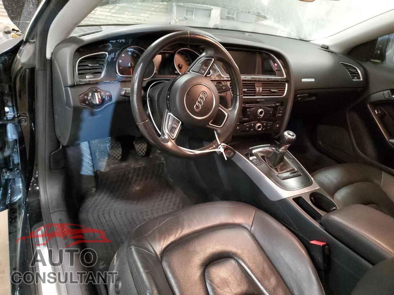 AUDI A5 2014 - WAUGFBFR0EA004904