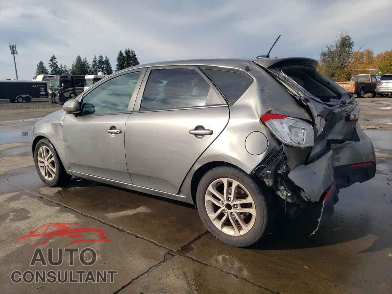 KIA FORTE 2012 - KNAFU5A25C5587733