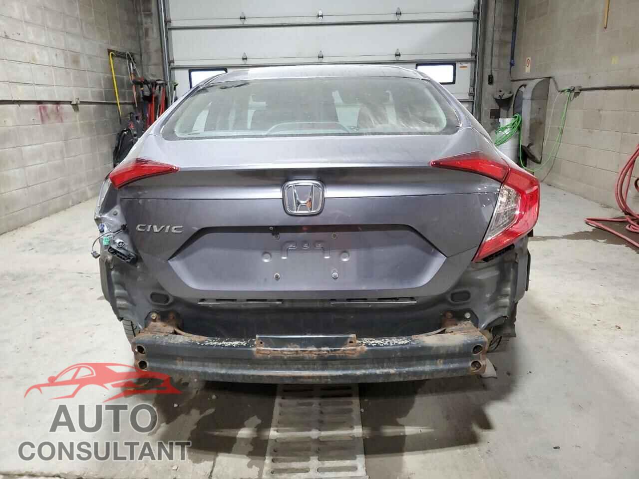 HONDA CIVIC 2017 - 19XFC2E55HE033080