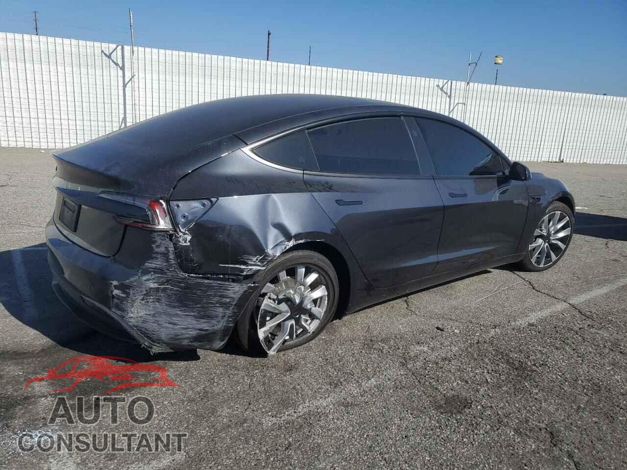 TESLA MODEL 3 2024 - 5YJ3E1EA1RF740841