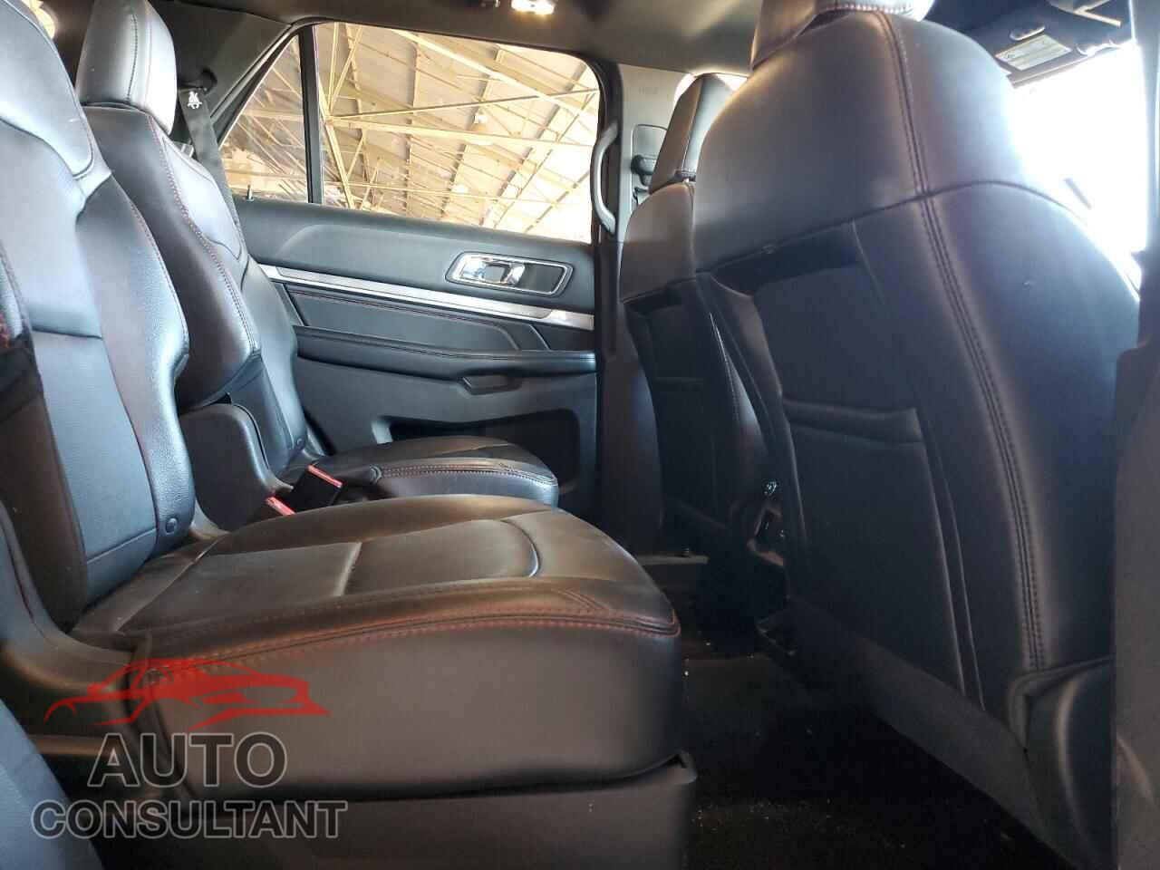 FORD EXPLORER 2018 - 1FM5K8GT1JGB44563