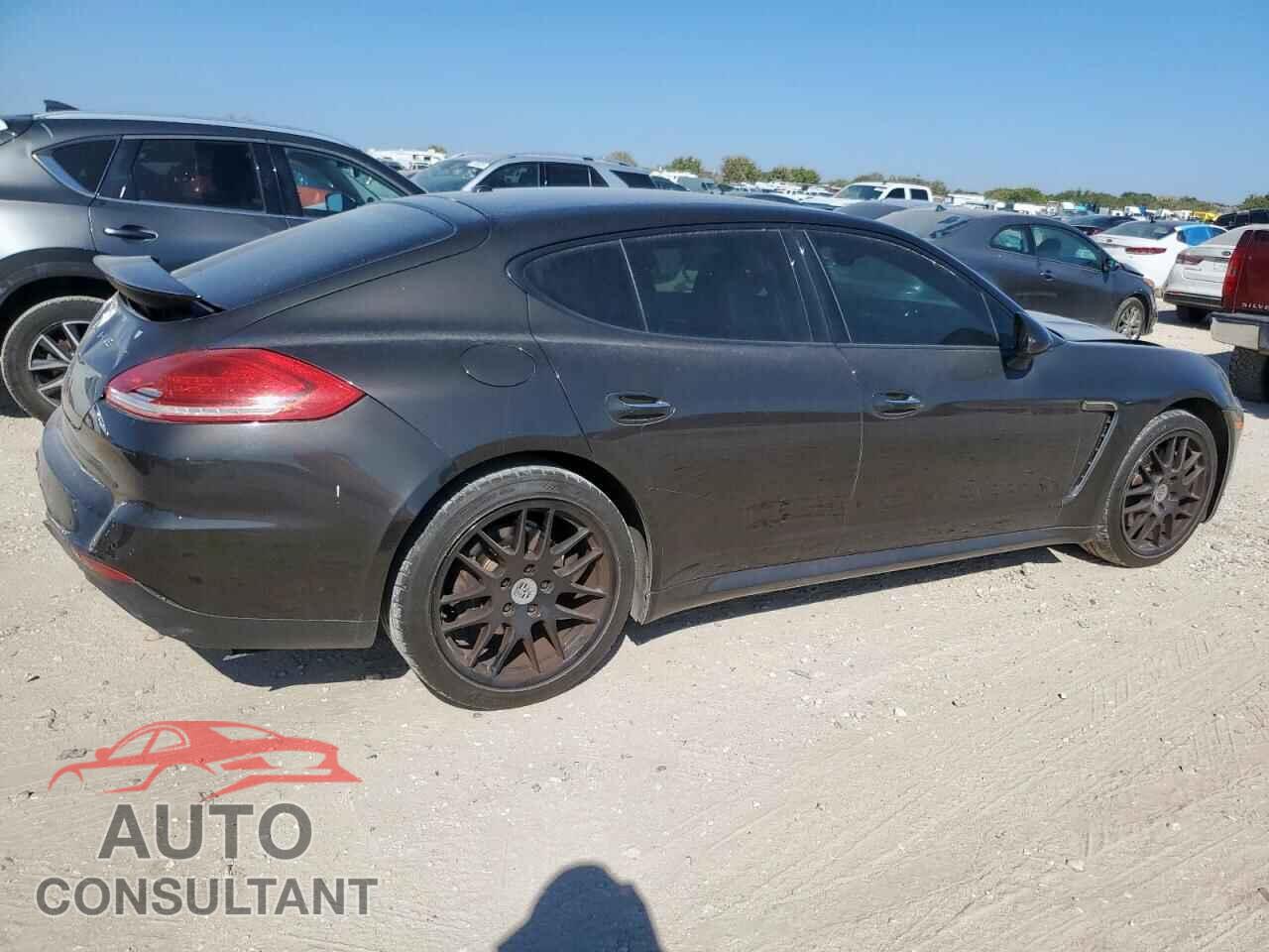 PORSCHE PANAMERA 2014 - WP0AA2A76EL007808