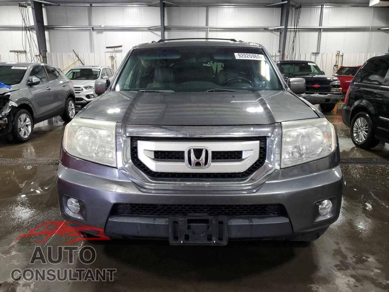 HONDA PILOT 2011 - 5FNYF4H75BB051704