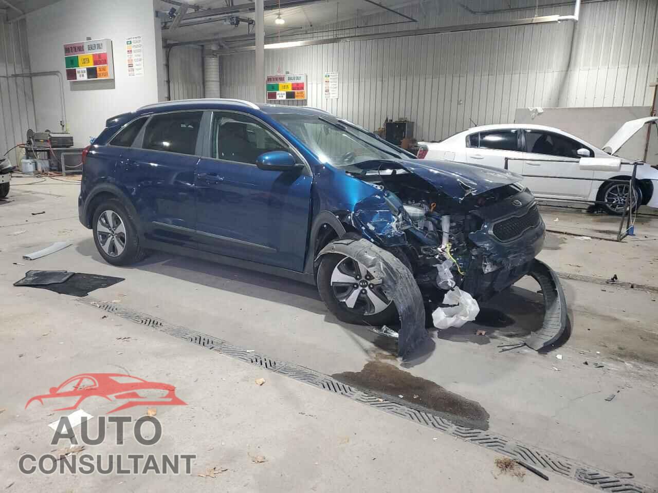 KIA NIRO 2017 - KNDCB3LC1H5083256