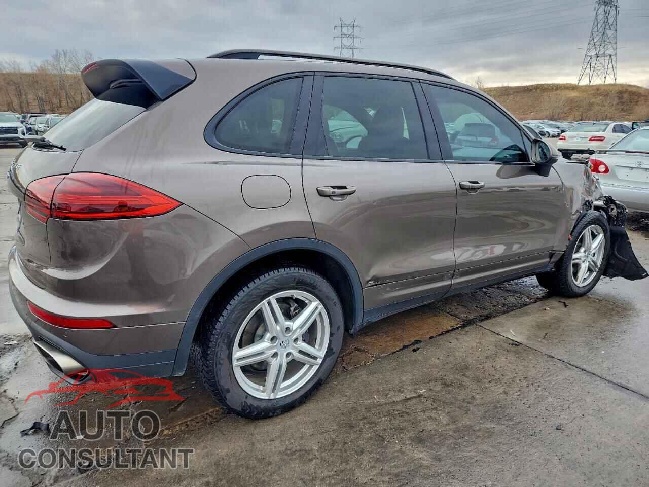 PORSCHE CAYENNE 2016 - WP1AA2A28GKA36416