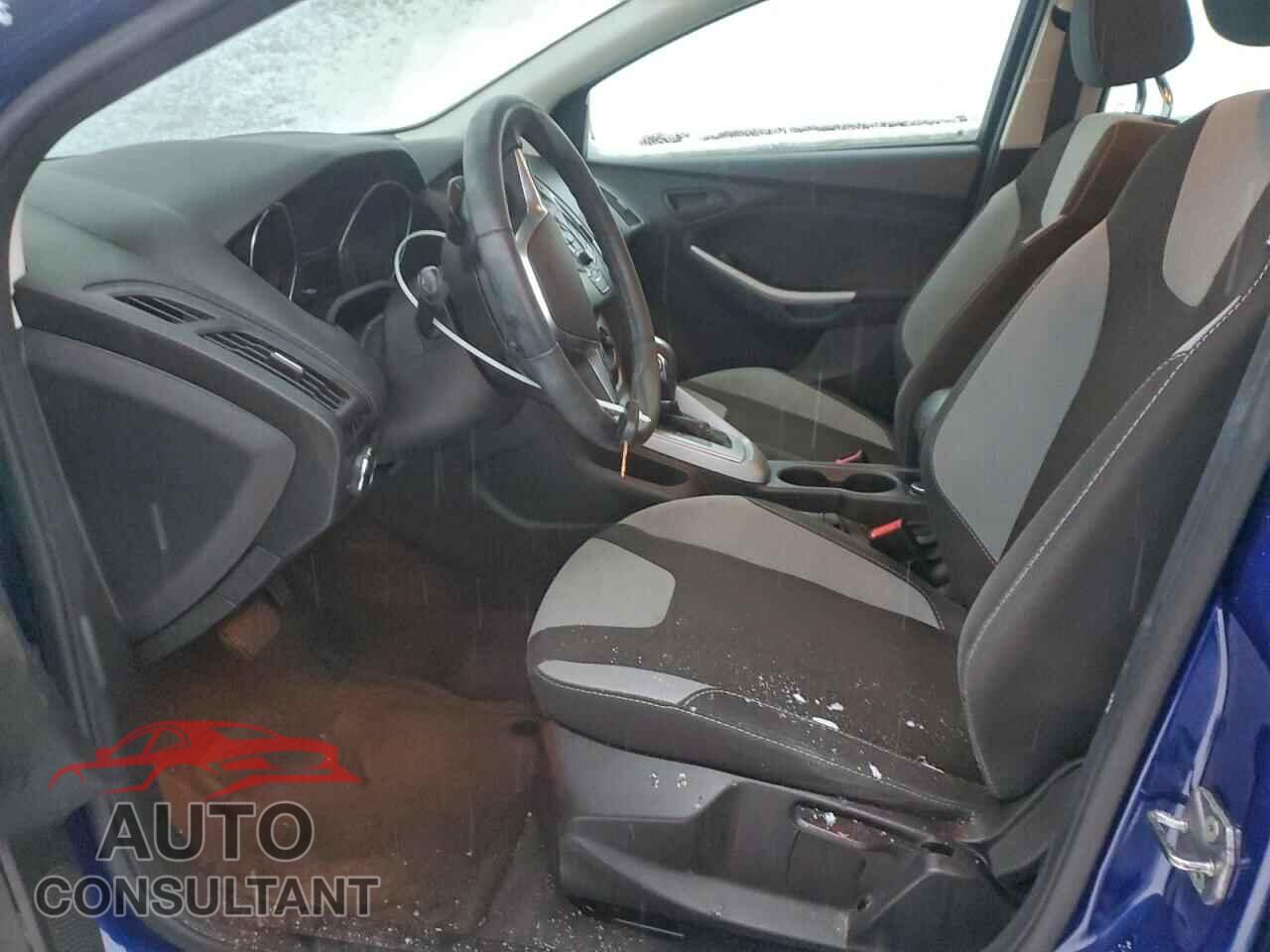 FORD FOCUS 2012 - 1FAHP3F24CL385211