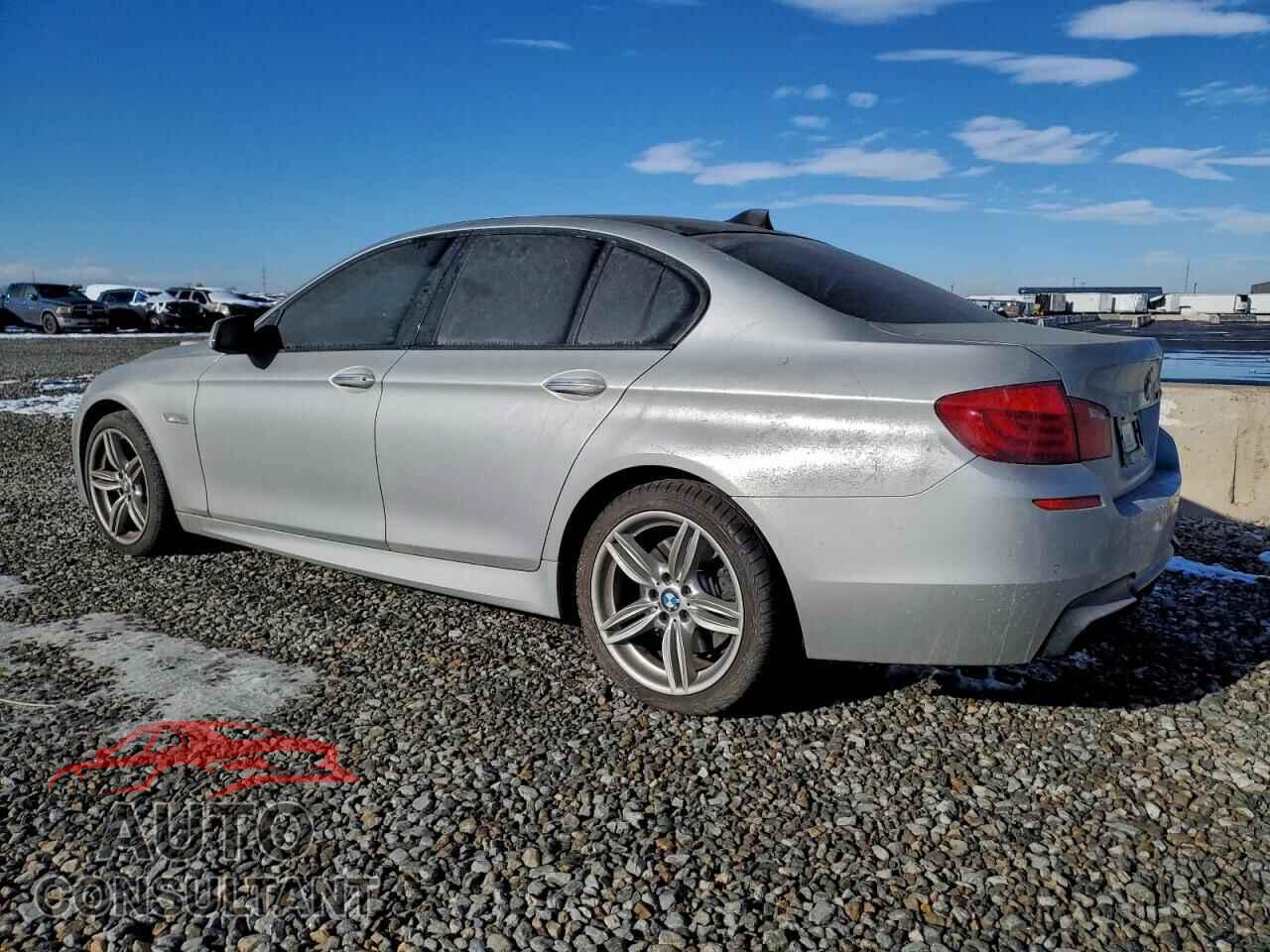 BMW 5 SERIES 2011 - WBAFR9C55BDE82102