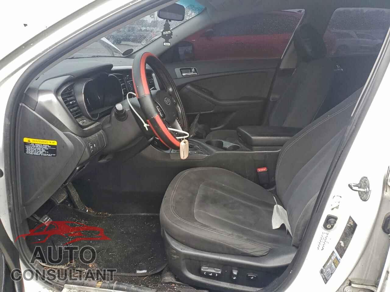 KIA OPTIMA 2012 - KNAGM4AD2C5011257