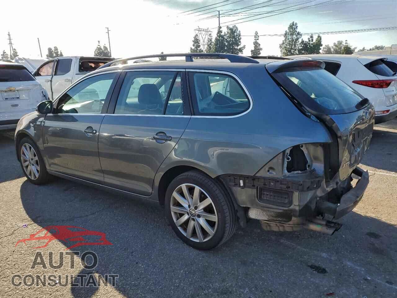 VOLKSWAGEN JETTA 2011 - 3VWPZ7AJ4BM686559