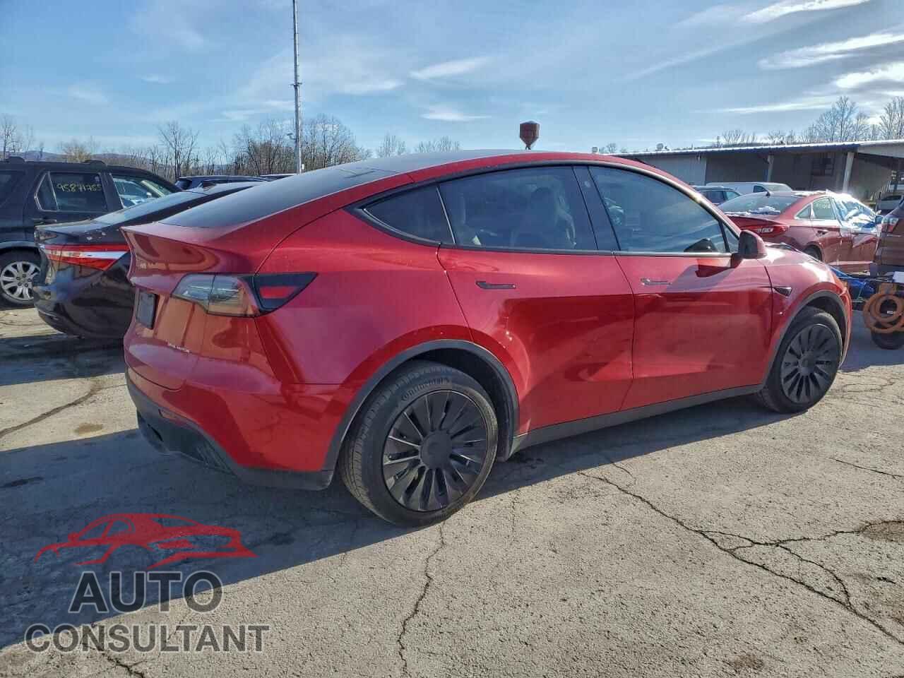TESLA MODEL Y 2021 - 5YJYGDEE7MF300152