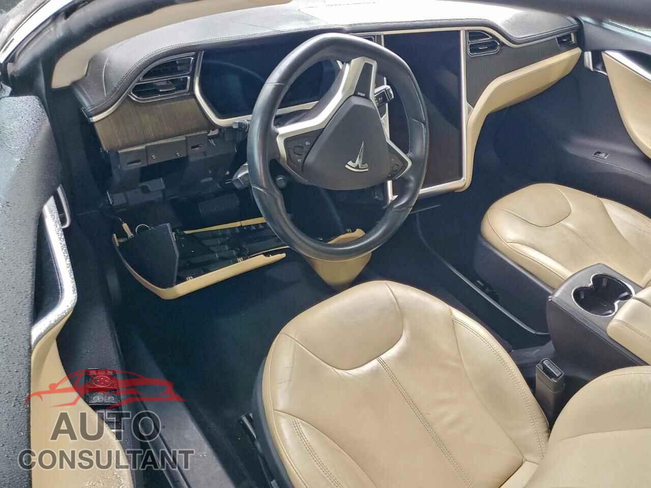 TESLA MODEL S 2013 - 5YJSA1DG2DFP03528