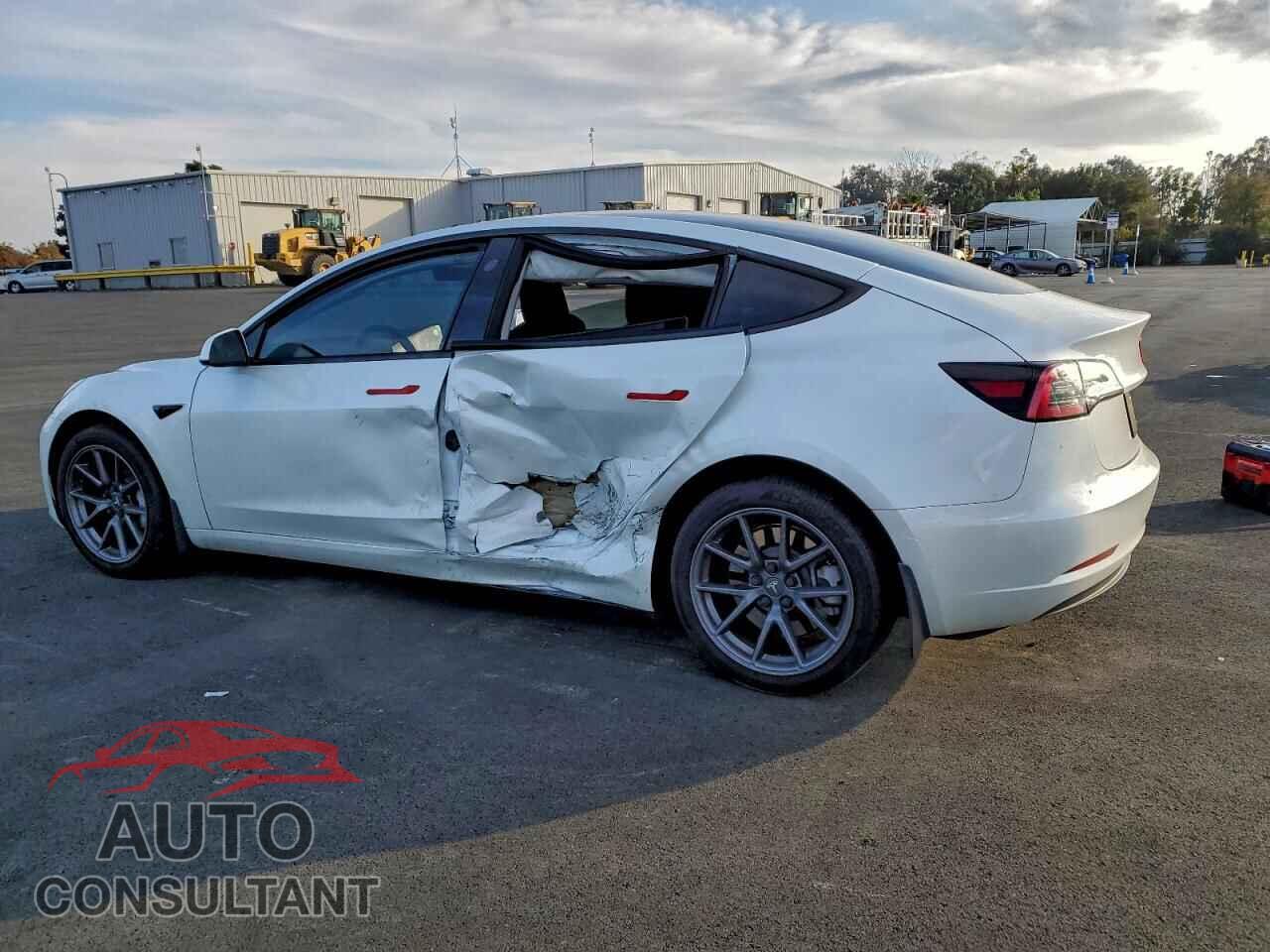TESLA MODEL 3 2023 - 5YJ3E1EB3PF611375