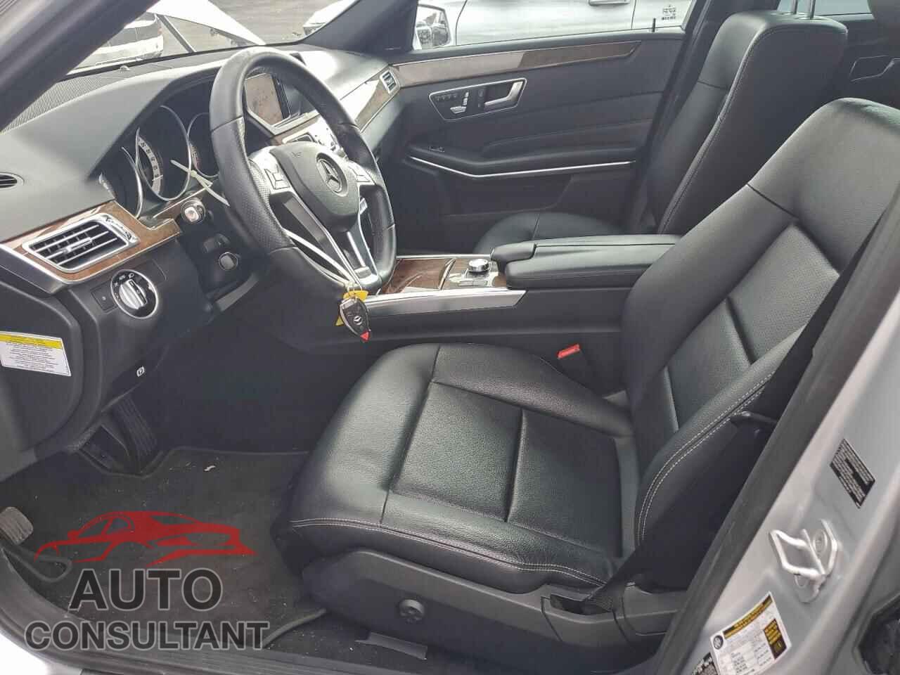 MERCEDES-BENZ E-CLASS 2014 - WDDHF5KB0EA798942