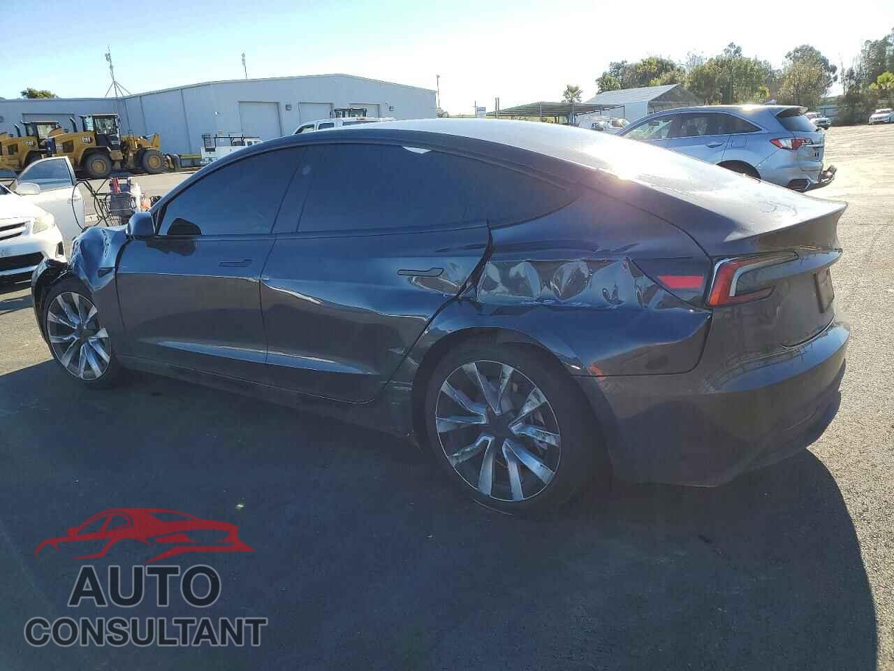 TESLA MODEL 3 2025 - 5YJ3E1EB4SF925979