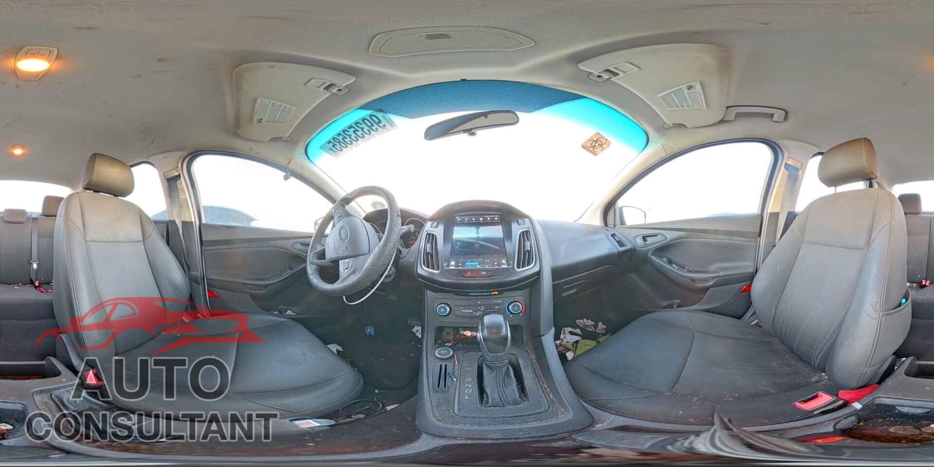 FORD FOCUS 2015 - 1FADP3E21FL358052