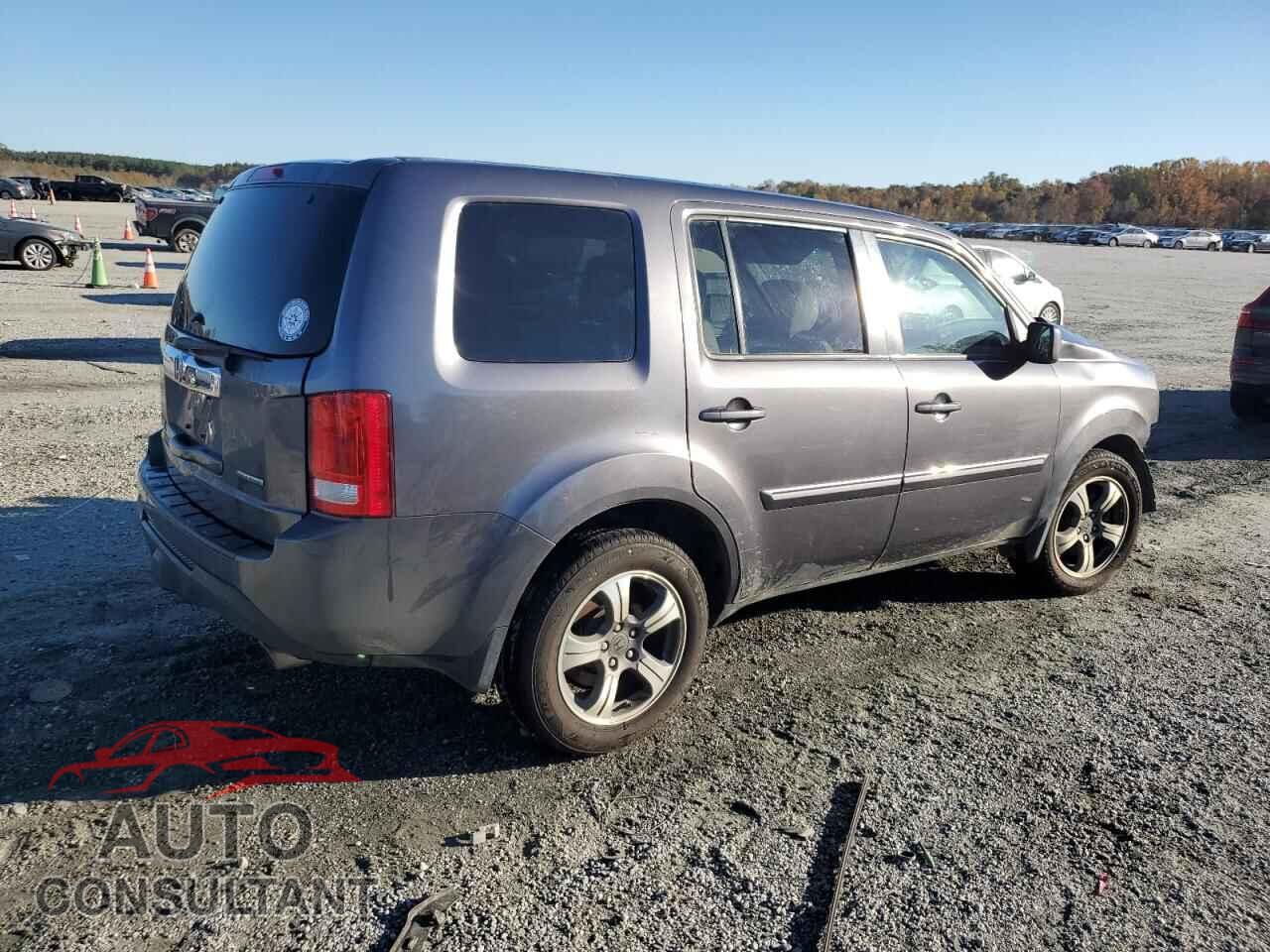 HONDA PILOT 2015 - 5FNYF3H35FB024743