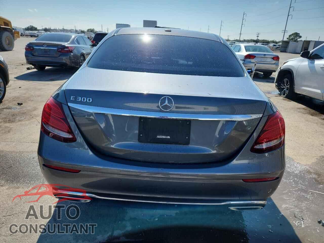 MERCEDES-BENZ E-CLASS 2017 - WDDZF4JB0HA073314