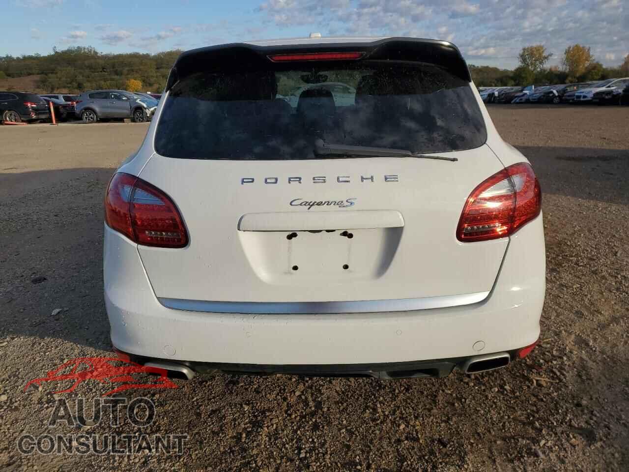 PORSCHE CAYENNE 2013 - WP1AB2A2XDLA86561